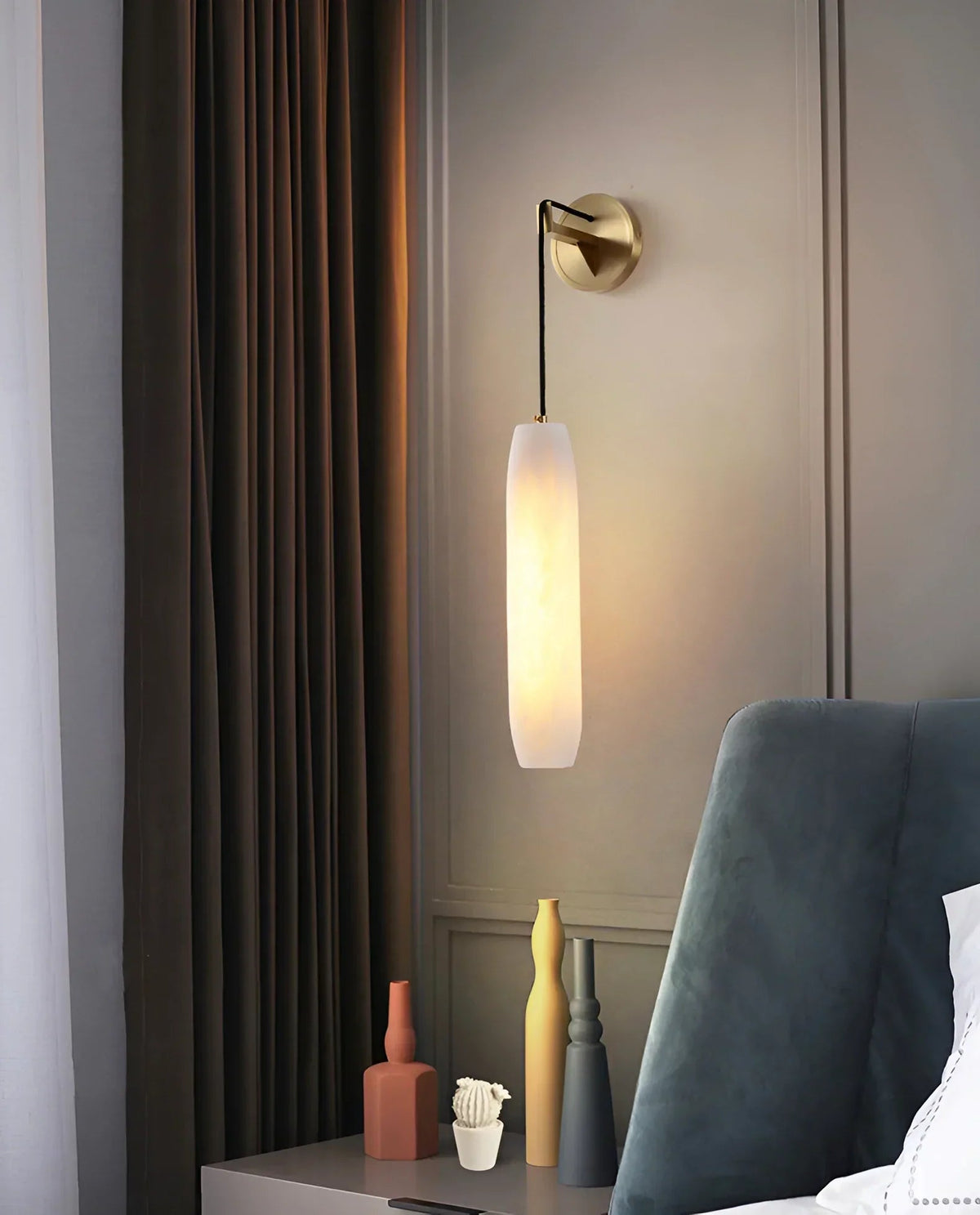 Alabaster Flute Wall Lamp