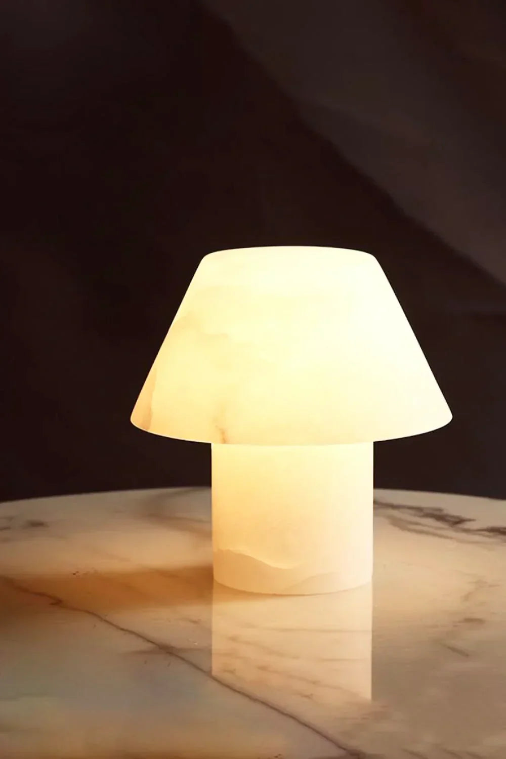 Alabaster Parachilna Petra Tapered Table Lamp