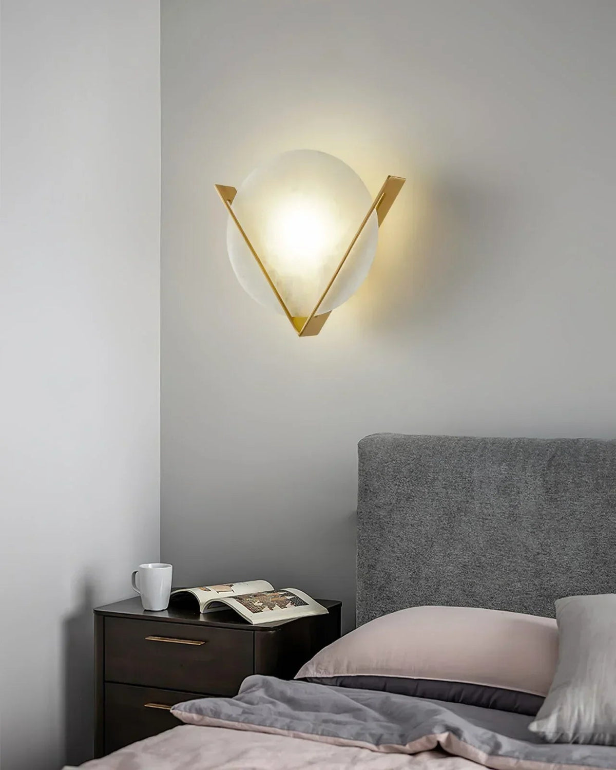 Alabaster Round Victory V Wall Lamp