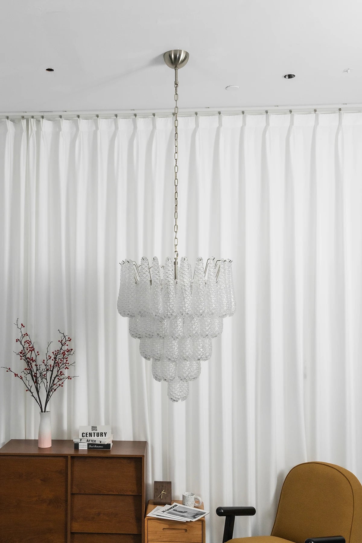 Amaris Tiered Teardrop Glass Chandelier