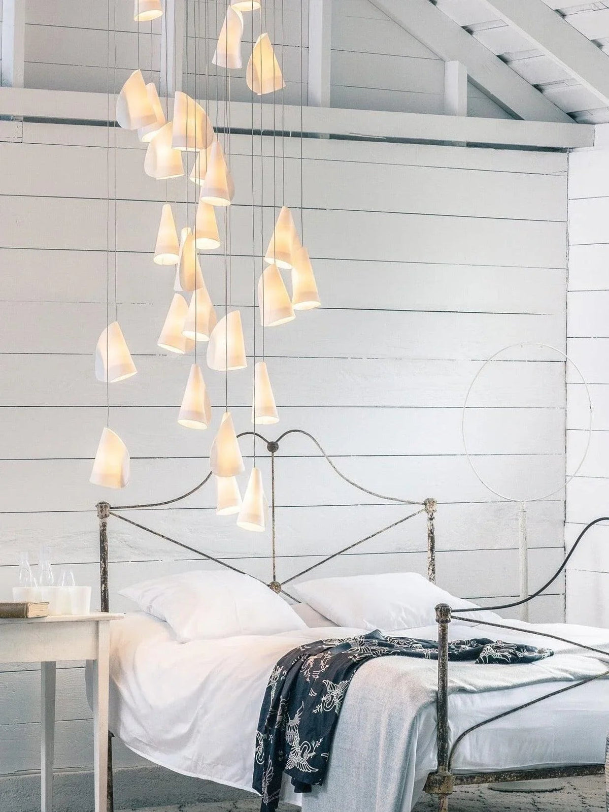 Porcelain Cascade Cluster Pendant Light